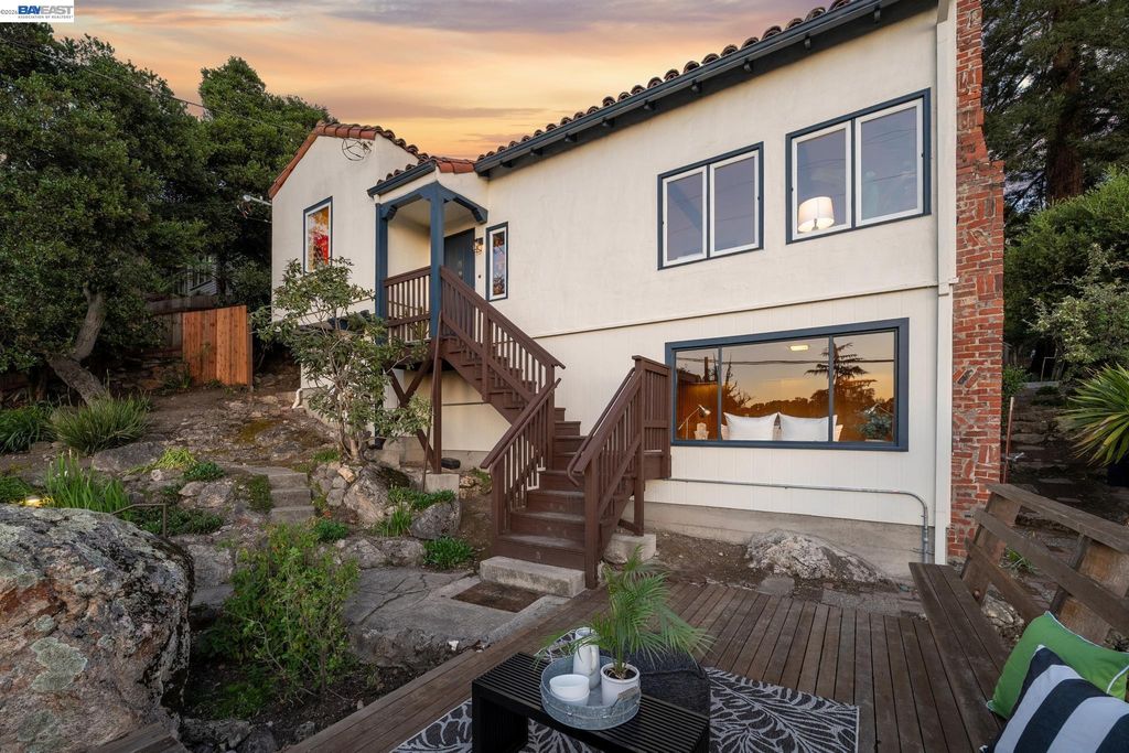 491 VINCENTE AVENUE, Berkeley, CA 94707