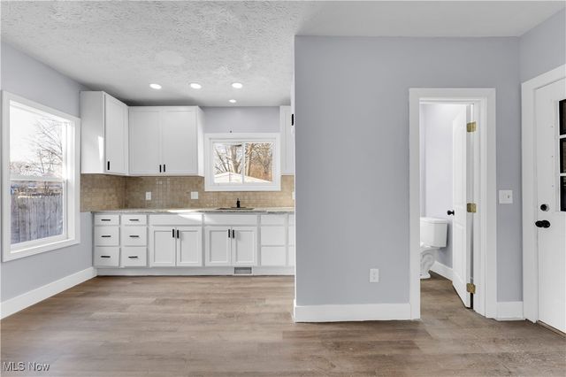 337 Lucas Street, Barberton, OH 44203