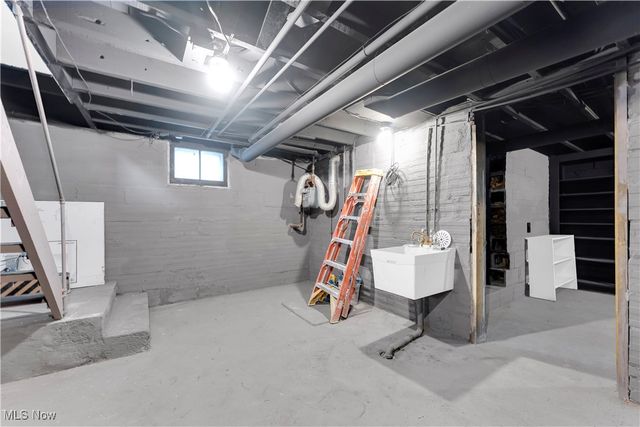 337 Lucas Street, Barberton, OH 44203