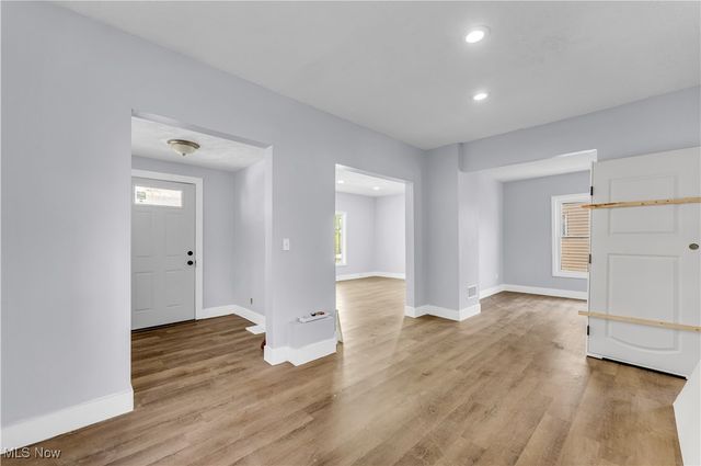 337 Lucas Street, Barberton, OH 44203