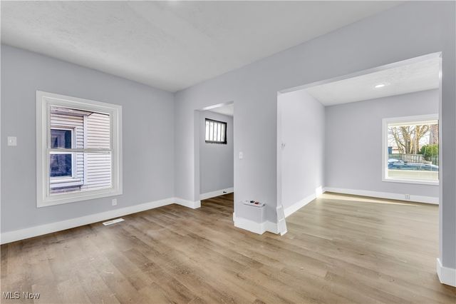 337 Lucas Street, Barberton, OH 44203