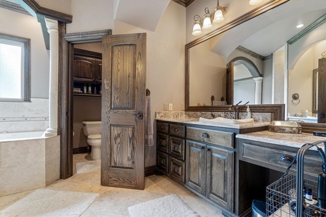 447 Angel Falls Lane, Springdale, AR 72762