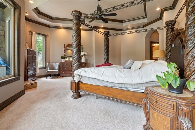 447 Angel Falls Lane, Springdale, AR 72762