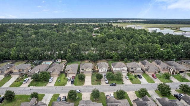 9987 Sterling Place Drive, Conroe, TX 77303