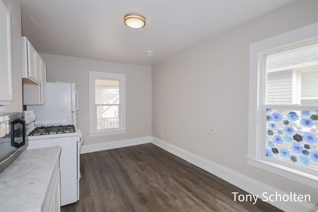 1351 Broadway Avenue, Grand Rapids, MI 49504