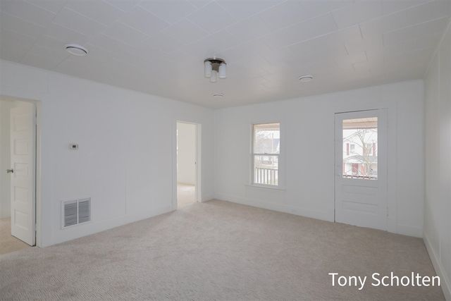1351 Broadway Avenue, Grand Rapids, MI 49504
