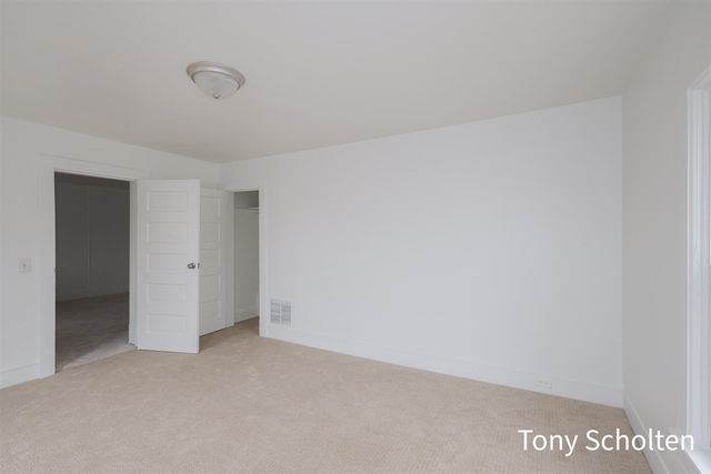 1351 Broadway Avenue, Grand Rapids, MI 49504
