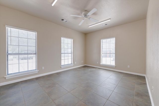 905 Heather Drive 200, Euless, TX 76040