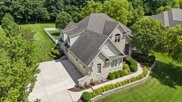 6117 Whitetail Ridge Drive, Yorkville, IL 60560
