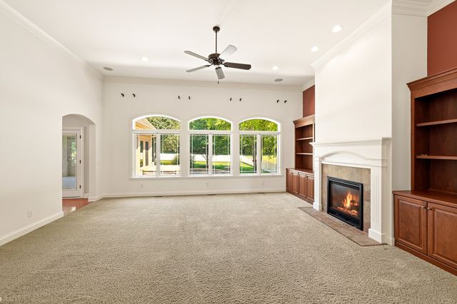 6117 Whitetail Ridge Drive, Yorkville, IL 60560