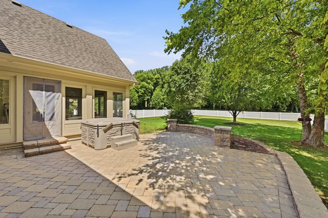 6117 Whitetail Ridge Drive, Yorkville, IL 60560
