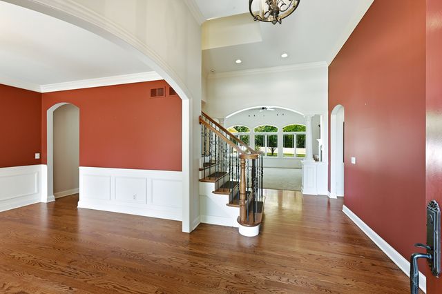6117 Whitetail Ridge Drive, Yorkville, IL 60560