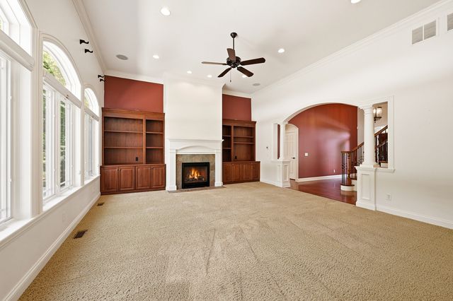 6117 Whitetail Ridge Drive, Yorkville, IL 60560