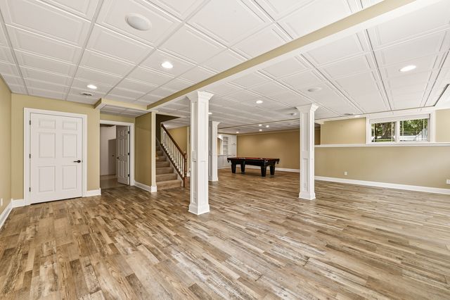 6117 Whitetail Ridge Drive, Yorkville, IL 60560
