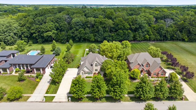 6117 Whitetail Ridge Drive, Yorkville, IL 60560