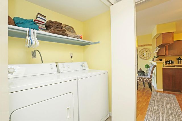 2626 Holly Hall Street 1012, Houston, TX 77054