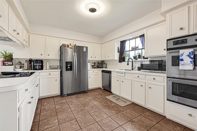1619 Wagon Gap Trail, Houston, TX 77090