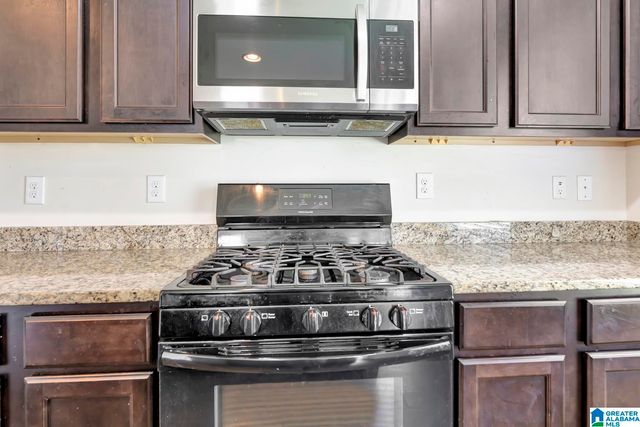 4622 WOODFORD CIRCLE, Bessemer, AL 35022