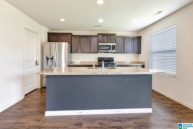 4622 WOODFORD CIRCLE, Bessemer, AL 35022