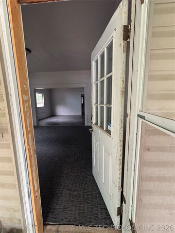 206 N Vine Avenue, Cleveland, OK 74020