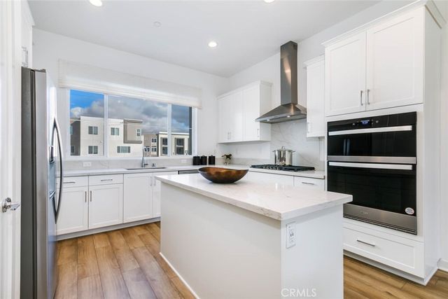 73 Culture, Irvine, CA 92618