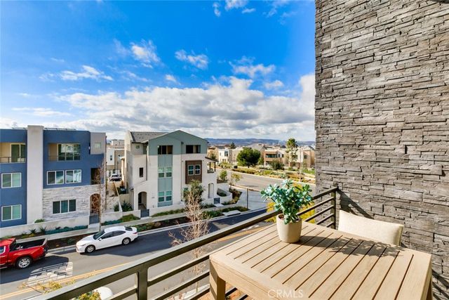 73 Culture, Irvine, CA 92618