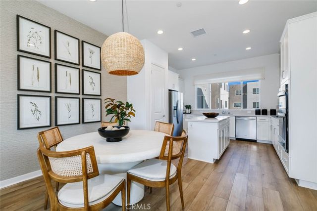 73 Culture, Irvine, CA 92618