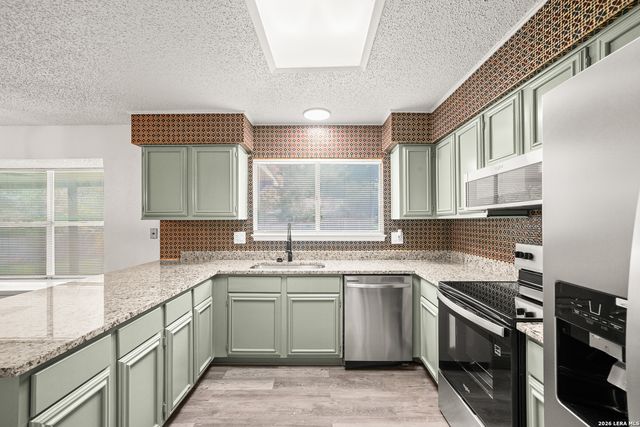 134 High Oak, Universal City, TX 78148