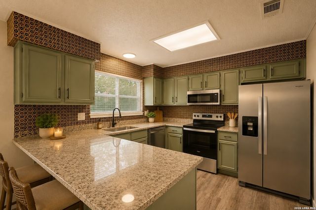 134 High Oak, Universal City, TX 78148
