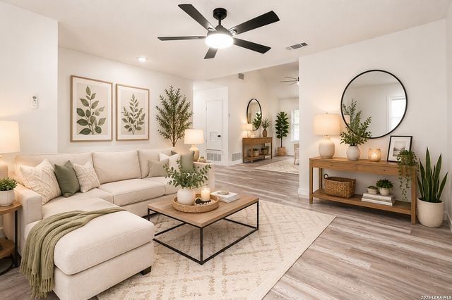 134 High Oak, Universal City, TX 78148
