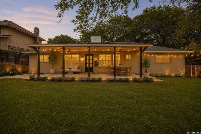 134 High Oak, Universal City, TX 78148