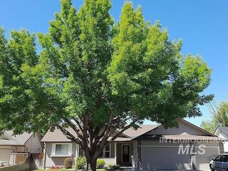 2000 E Chimere Dr, Meridian, ID 83646