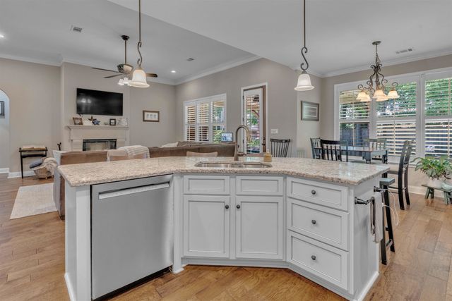255 SAUNDERS CREEK CIR, Rossville, TN 38066