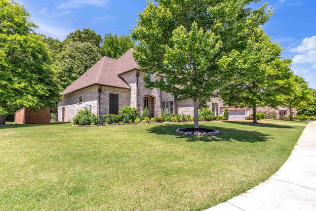 255 SAUNDERS CREEK CIR, Rossville, TN 38066