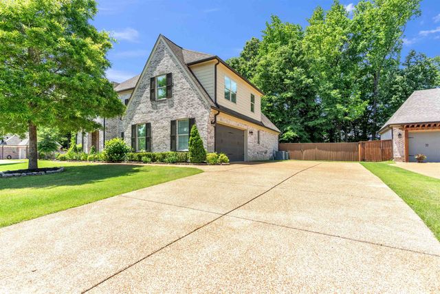 255 SAUNDERS CREEK CIR, Rossville, TN 38066
