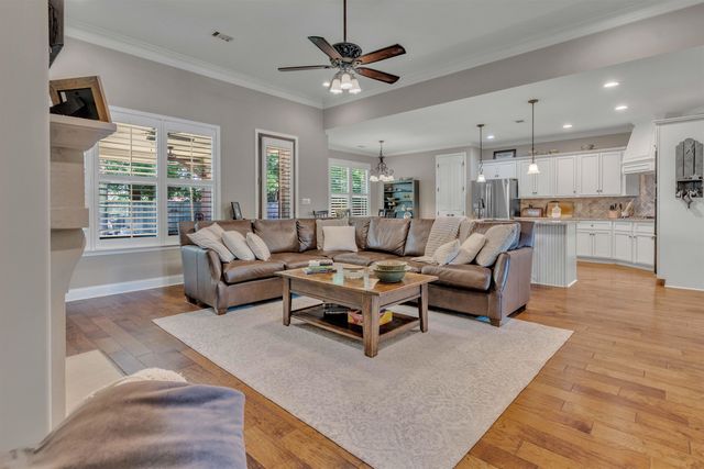 255 SAUNDERS CREEK CIR, Rossville, TN 38066
