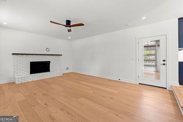 61 Suburban Drive NW, Kennesaw, GA 30144