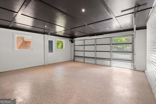 61 Suburban Drive NW, Kennesaw, GA 30144