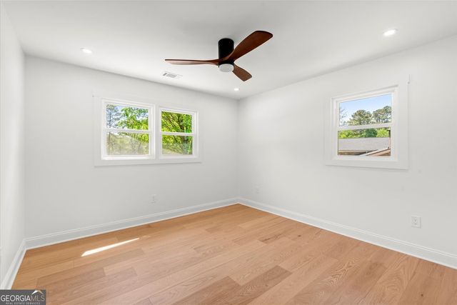 61 Suburban Drive NW, Kennesaw, GA 30144