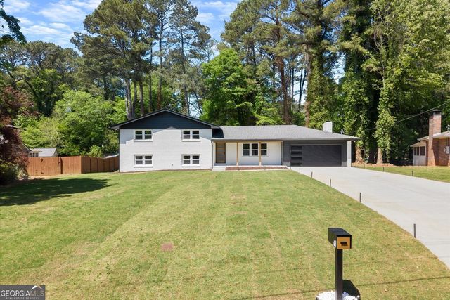 61 Suburban Drive NW, Kennesaw, GA 30144