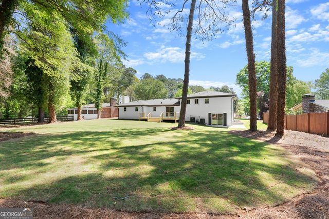 61 Suburban Drive NW, Kennesaw, GA 30144