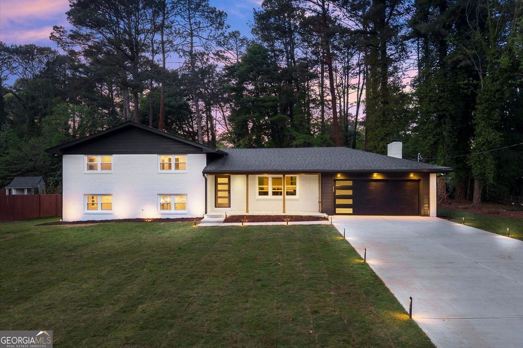 61 Suburban Drive NW, Kennesaw, GA 30144