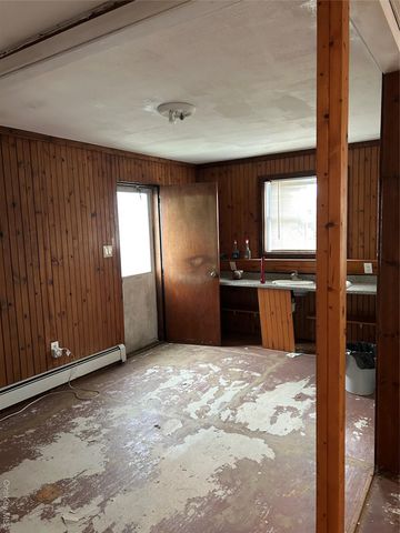 43 Abby Lane, Shirley, NY 11967