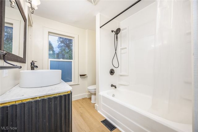 723 N 7th Street, Marietta, OH 45750