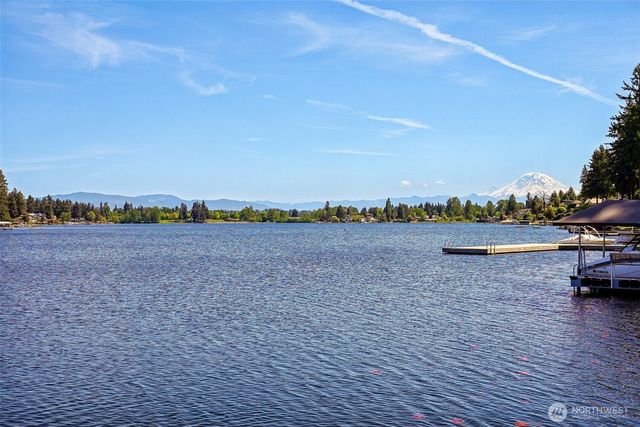 26100 134th Avenue SE, Kent, WA 98042
