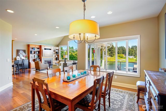 26100 134th Avenue SE, Kent, WA 98042
