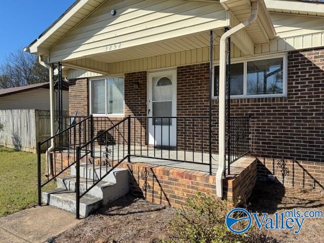 3252 Uvalde Lane NW, Huntsville, AL 35810