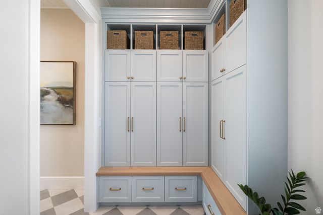 3381 S TWIN HOLLOW DR, Mapleton, UT 84664