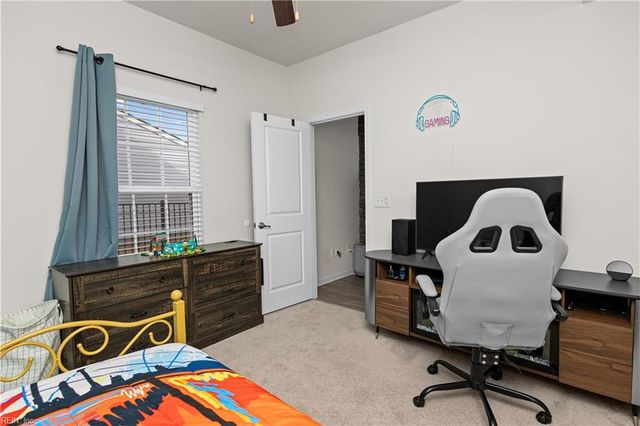 217 Sunny Lake RD, Moyock, NC 27958