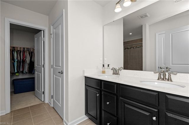 217 Sunny Lake RD, Moyock, NC 27958